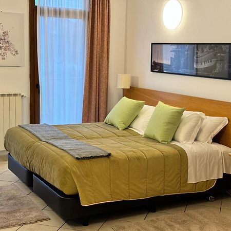 Residence Malpensa Somma Lombardo Eksteriør billede